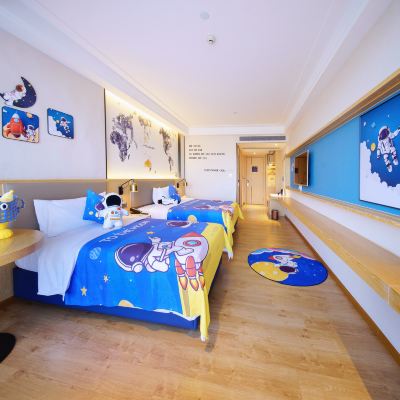 宇宙探險親子房【180°景觀+星空夜燈+小童專屬天地】 凱里亞德酒店（河源萬隆城店）優惠