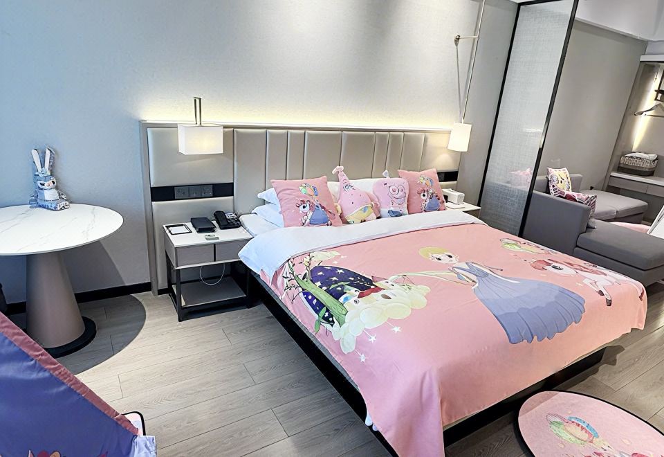 Borrman Jinhuangguan Hotel (Liuzhou Five Star Pedestrian Street) FamilyRoom