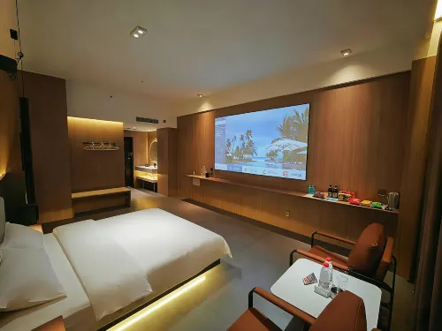 Lezhi Homestay (Baoding East Railway Station He Da New District Store)