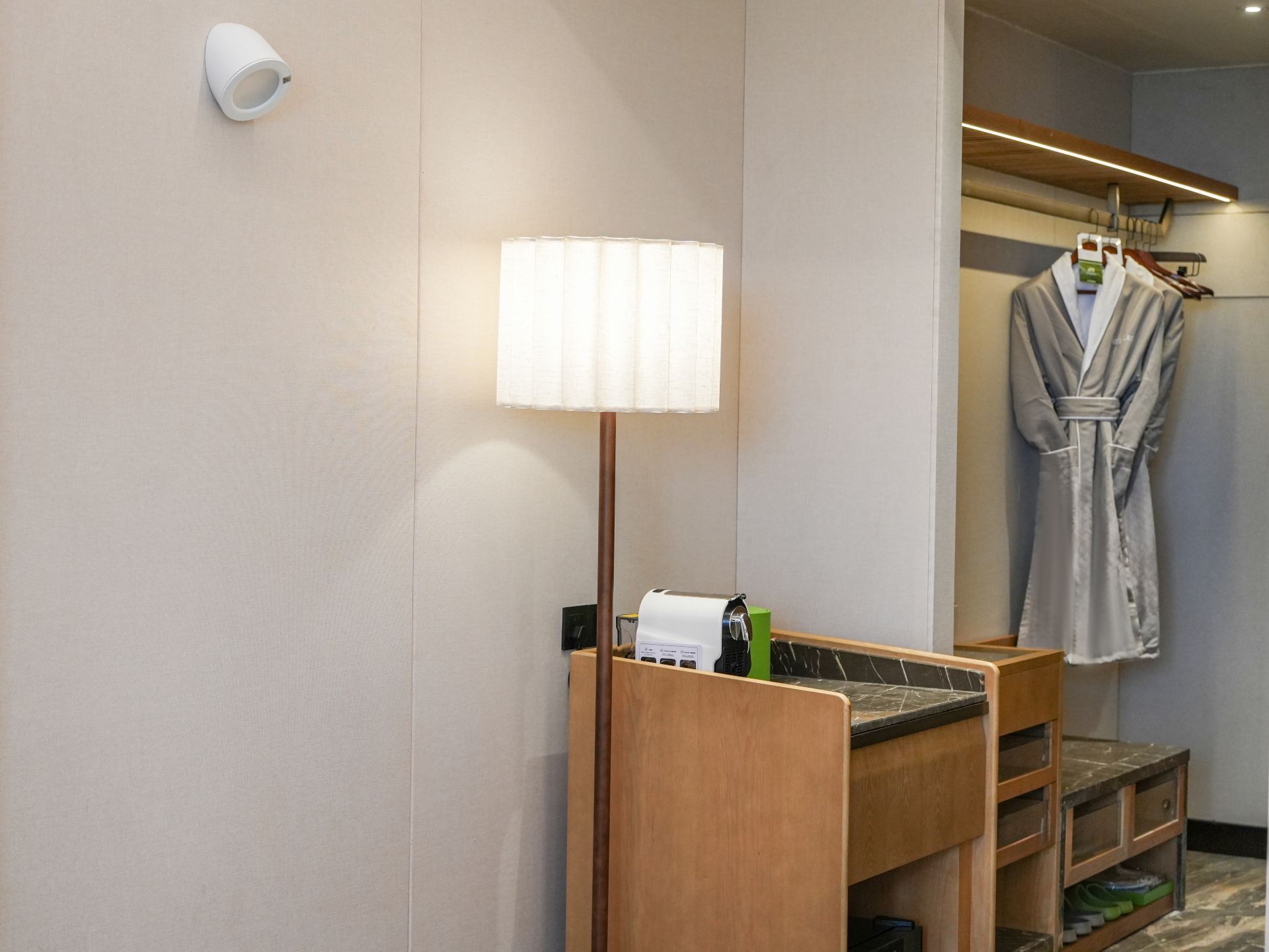 Terrace Twin Room (Pastoral View)