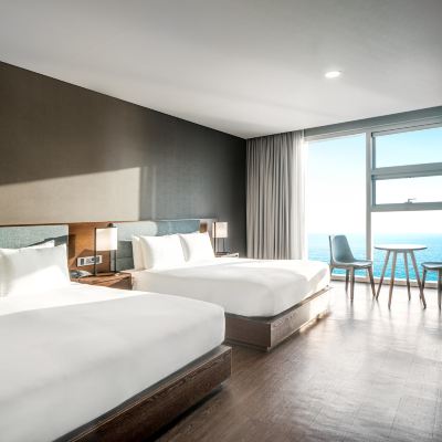 Premium Double Room (Partial Ocean View / High Floor)2 Hotel Tops 10 Promo Code
