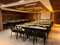 Starway Hotel (Fuxin Jiefang Plaza)