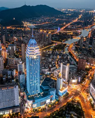 Clouds·Cloud High Altitude Hotel (Wuxi Zhongshan Road) Hotels in 