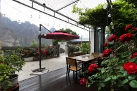 Floral Hotel·Jingshui Shanju hotel (Yesanpo Bailixia Scenic Area)