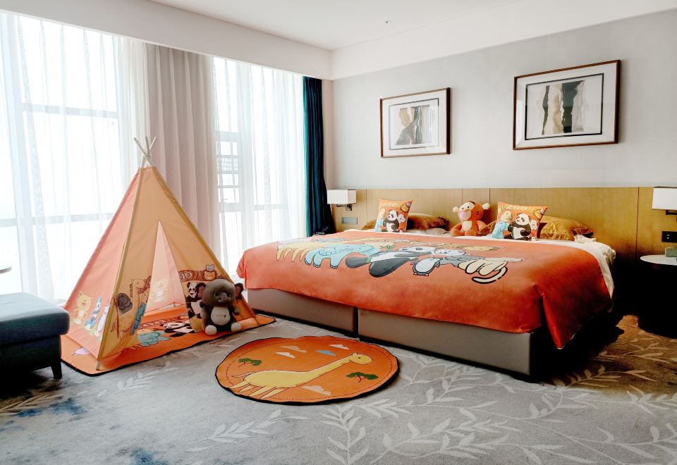 亲子房C（小王子小童洗护+80支贡缎床品+金可儿床垫）