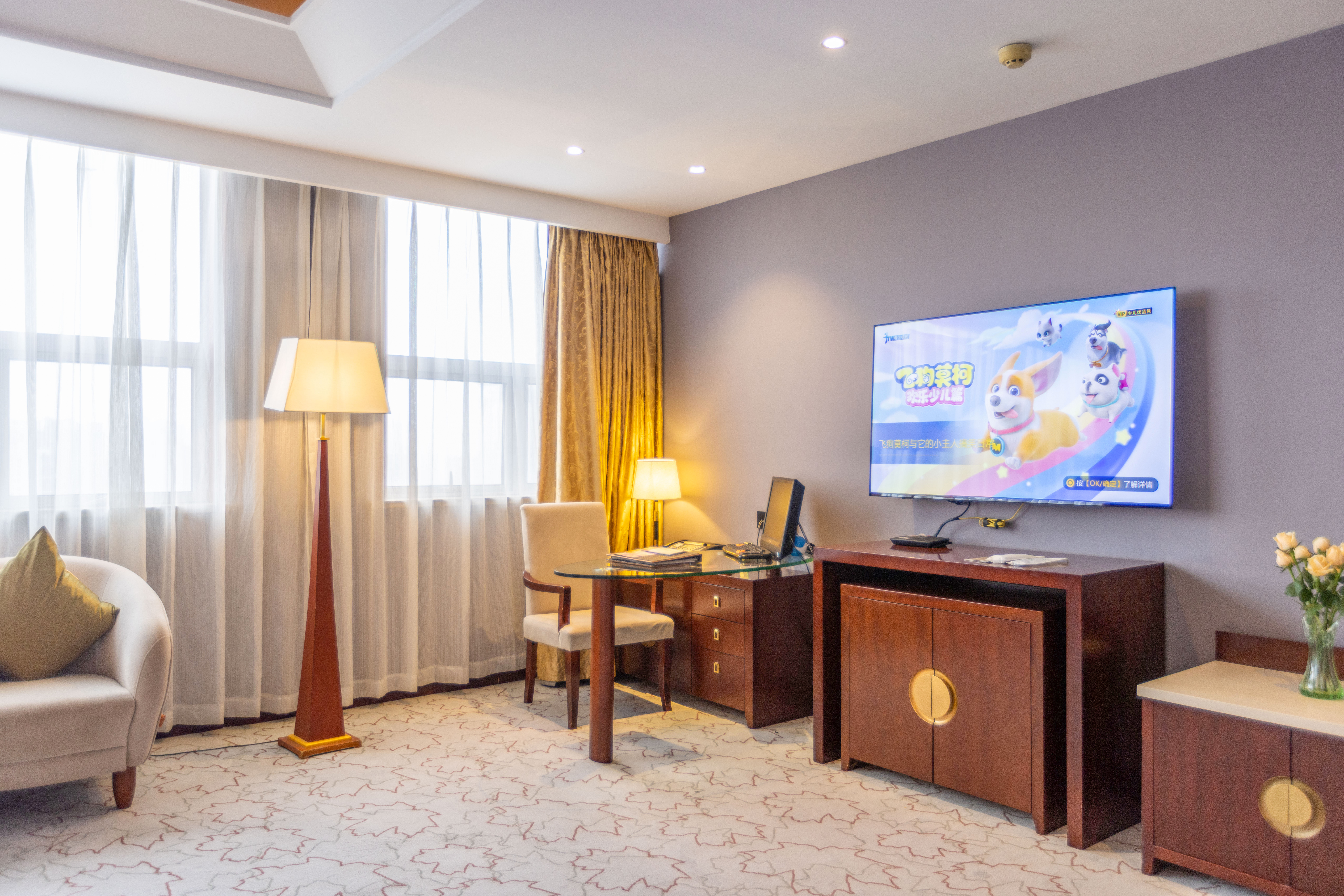 智能行政大床房（小度音箱+助眠床垫）