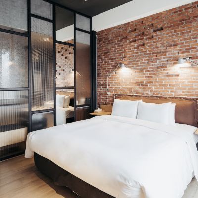 友緻客房－一大床 台南友愛街旅館優惠