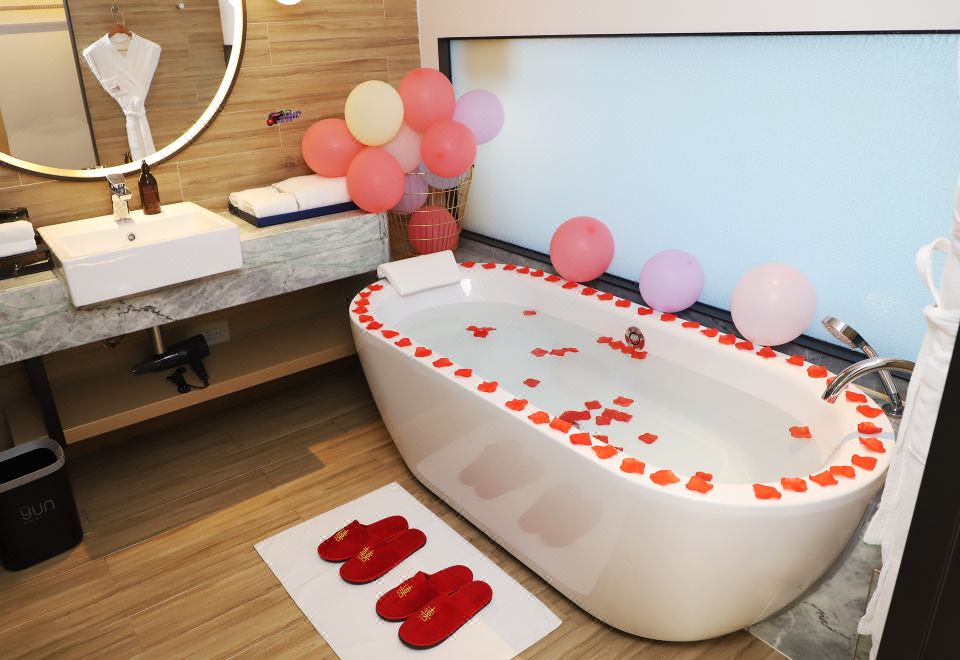 蜜月主題大床房