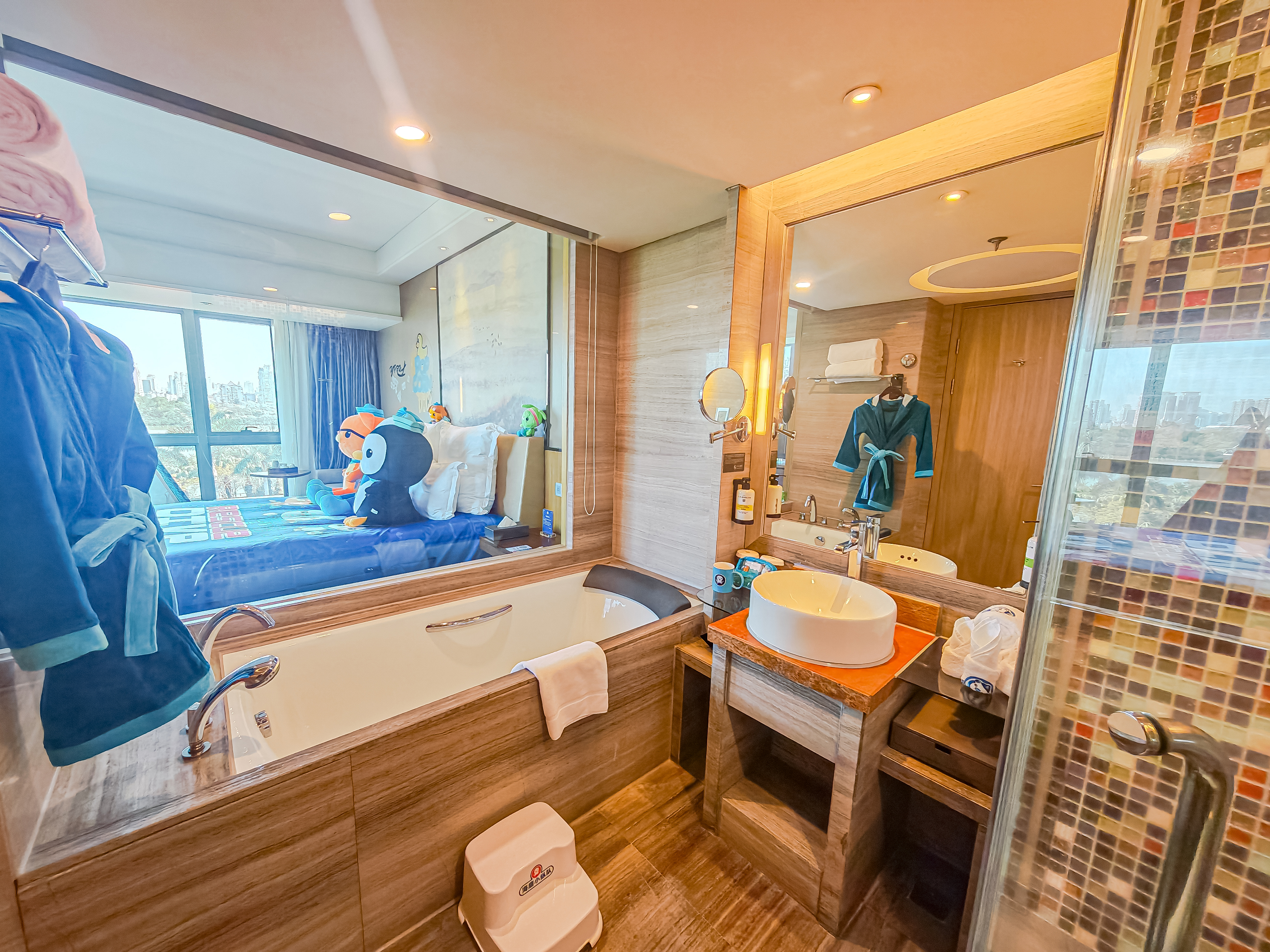 海底小纵队亲子主题房