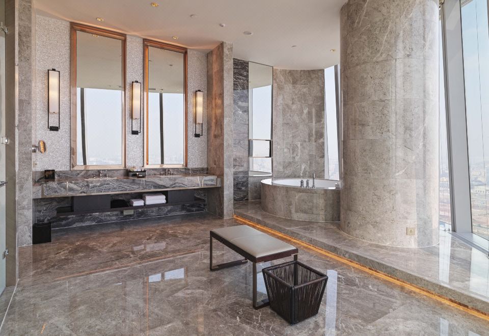 InterContinental Guangzhou Exhibition CenterDeluxe Presidential Suite