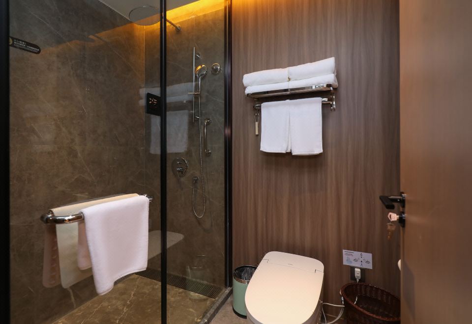 精致景觀標間（電動窗簾+智能馬桶+衞生間乾濕分離）