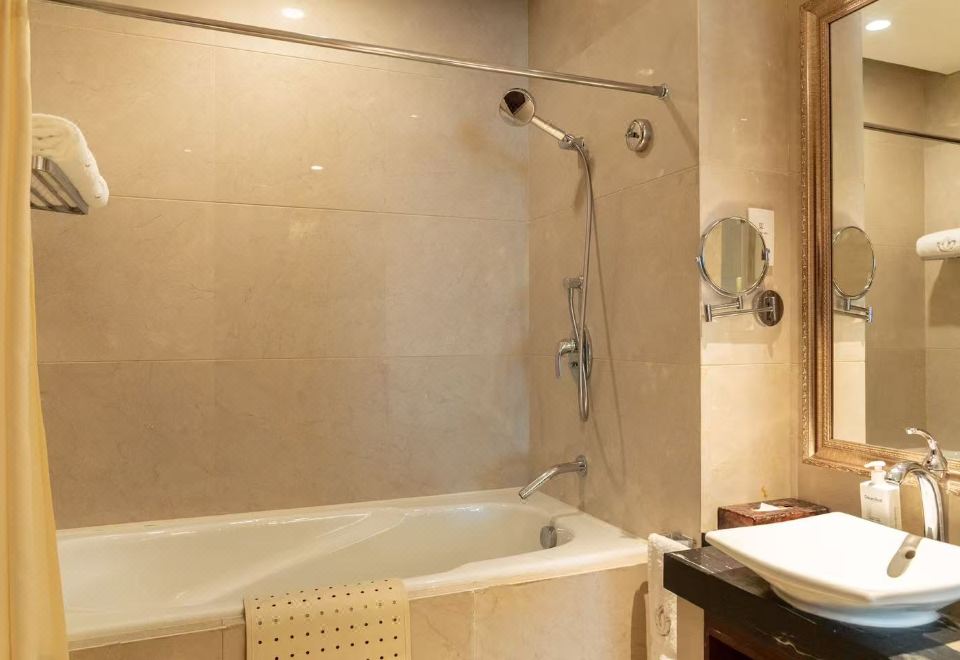 Beijing Xinjiang PlazaXinjiang Themed Standard Room