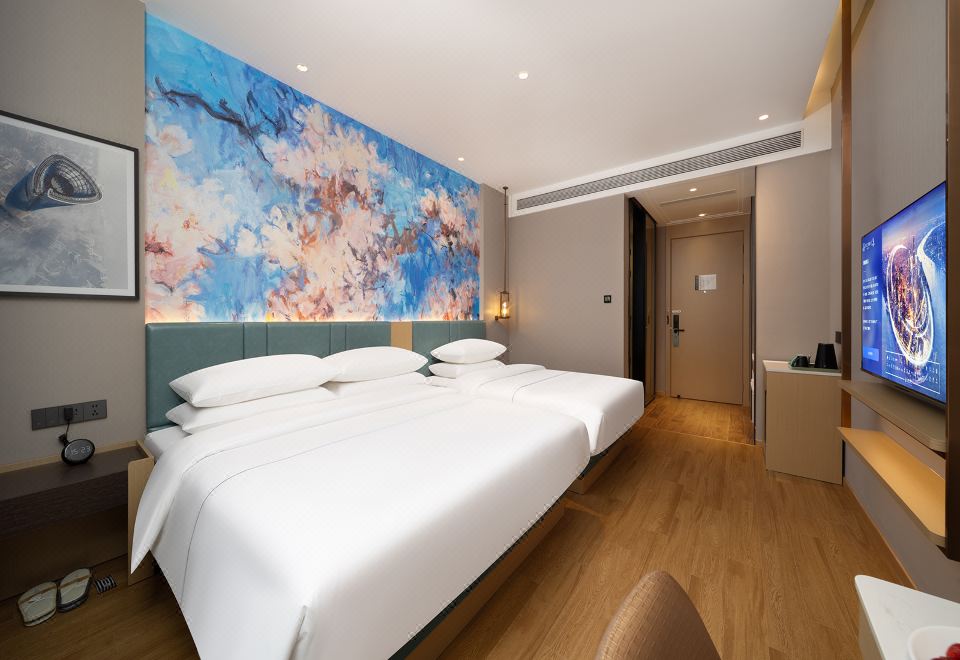 Magnotel Hotel (Jinzhong Lingshi Xinjian Street)Zero Pressure Quiet Elegance Family Room