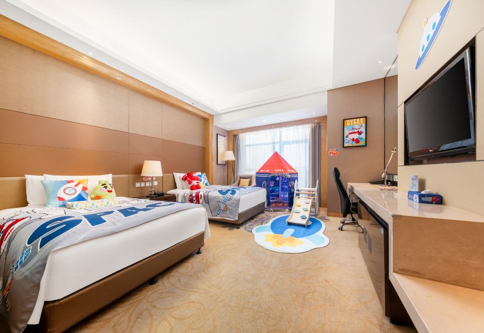 酷芽超級飛俠星際豪華雙床房