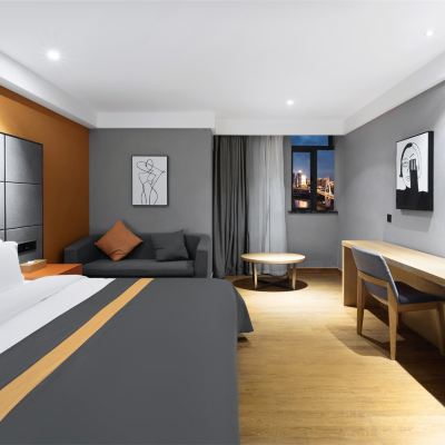 都市大床房「璀璨都市丨霧都晨瞰」 重慶假日江景飯店（解放碑洪崖洞店）優惠