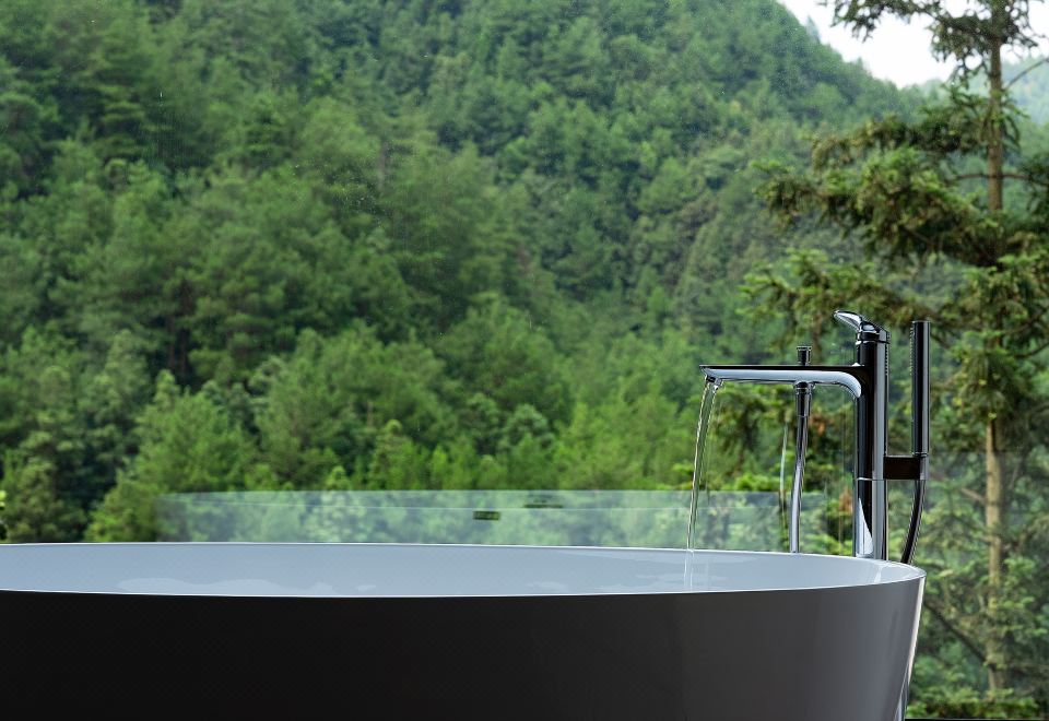 林野.观景浴缸双床房-零压床垫︱智能客控︱极米投屏