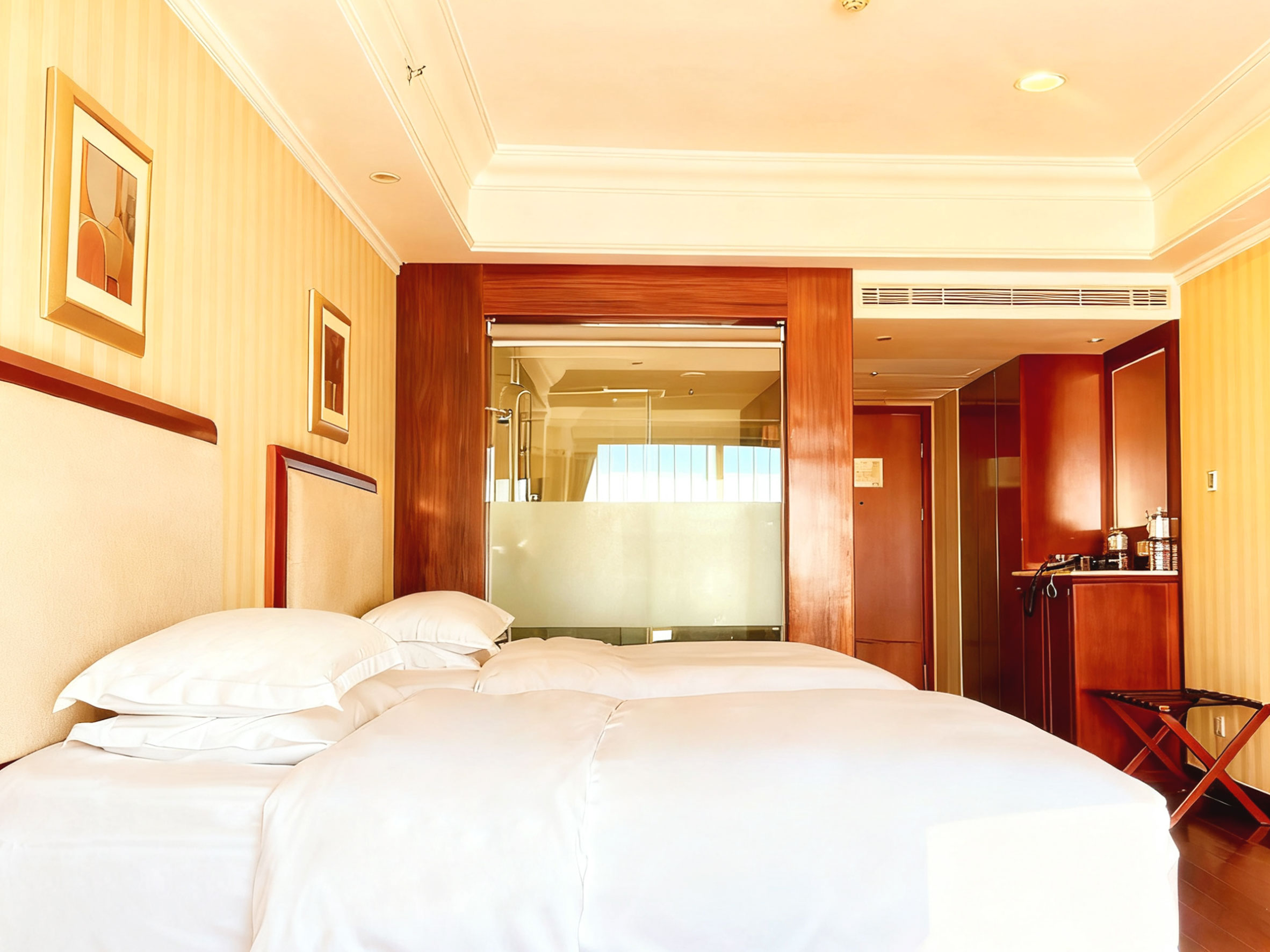 灵山湾海景双床房（智能小冰箱+观海落地窗）