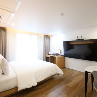 프리미엄 테라스 룸 싼타페모텔 쿠폰