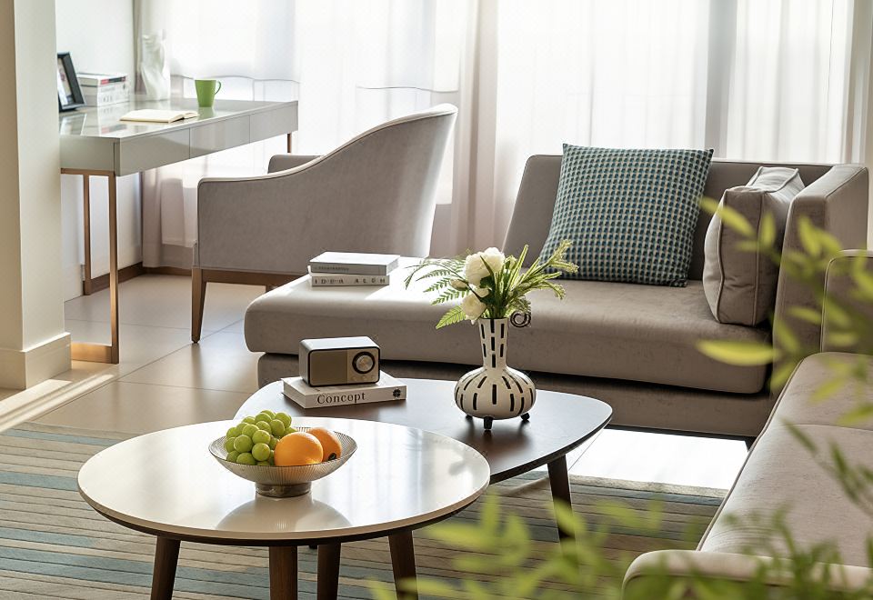 Lanyue Two-Bedroom Executive Suite (Tianfu City View + Tub + Washer-Dryer)
