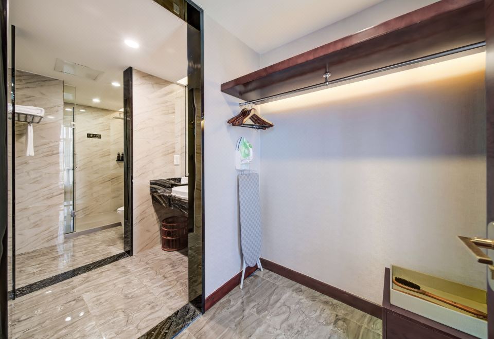 豪华大床房（小冰箱）