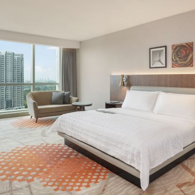 1張特大床，配有會員休息室，客房 普特拉賈亞艾美度假飯店優惠