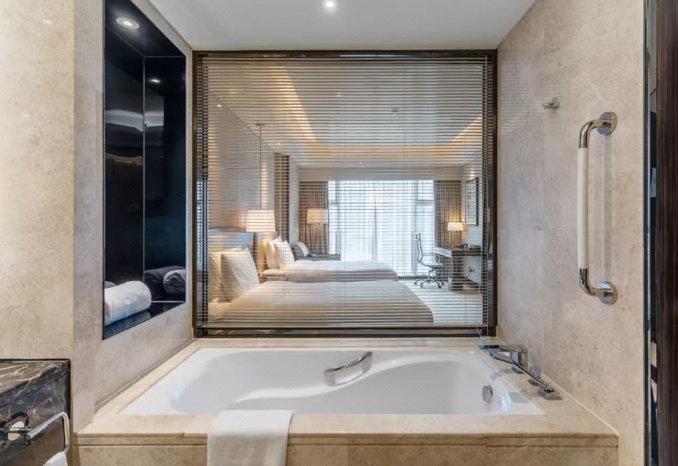 郡雅臻享雙床房（VR6D影音）