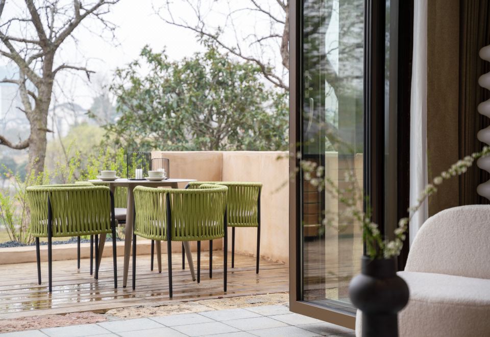 庭院大床房【獨享休憩小院+品牌浴袍+舒適浴缸】