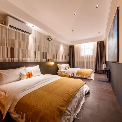 SUPER Cinema｜趣玩-陽光雙床房『巨幕影音+騰訊VIP』 香蕉FUN飯店（景田地鐵站店）優惠