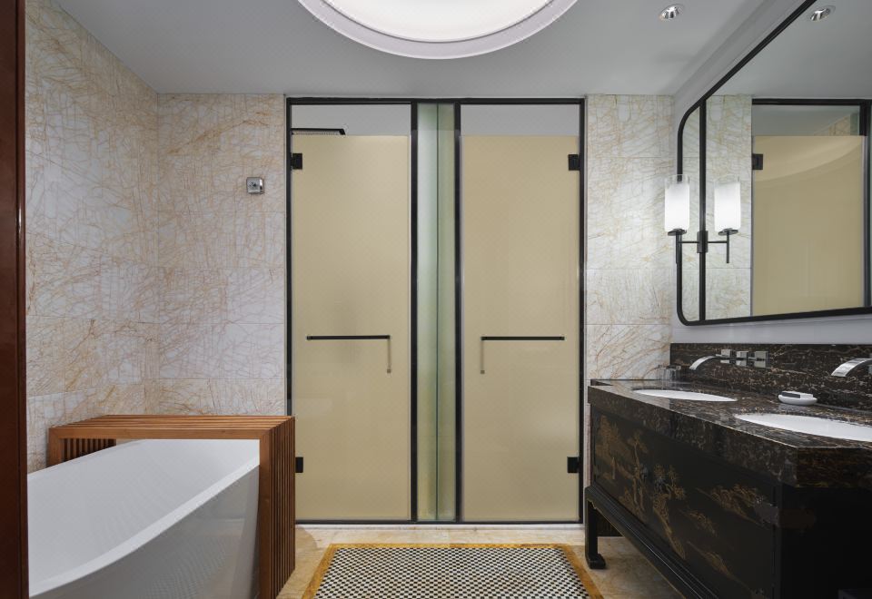 豪華江景大床房