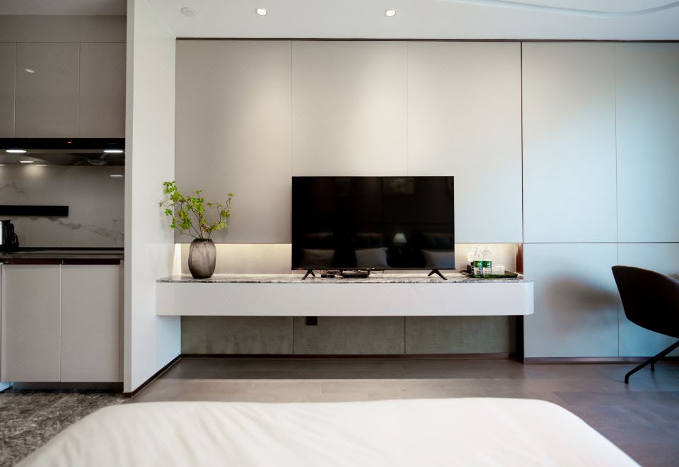 豪華雙床房（博世洗衣機│唯寶智能衞浴│高儀化粧鏡）