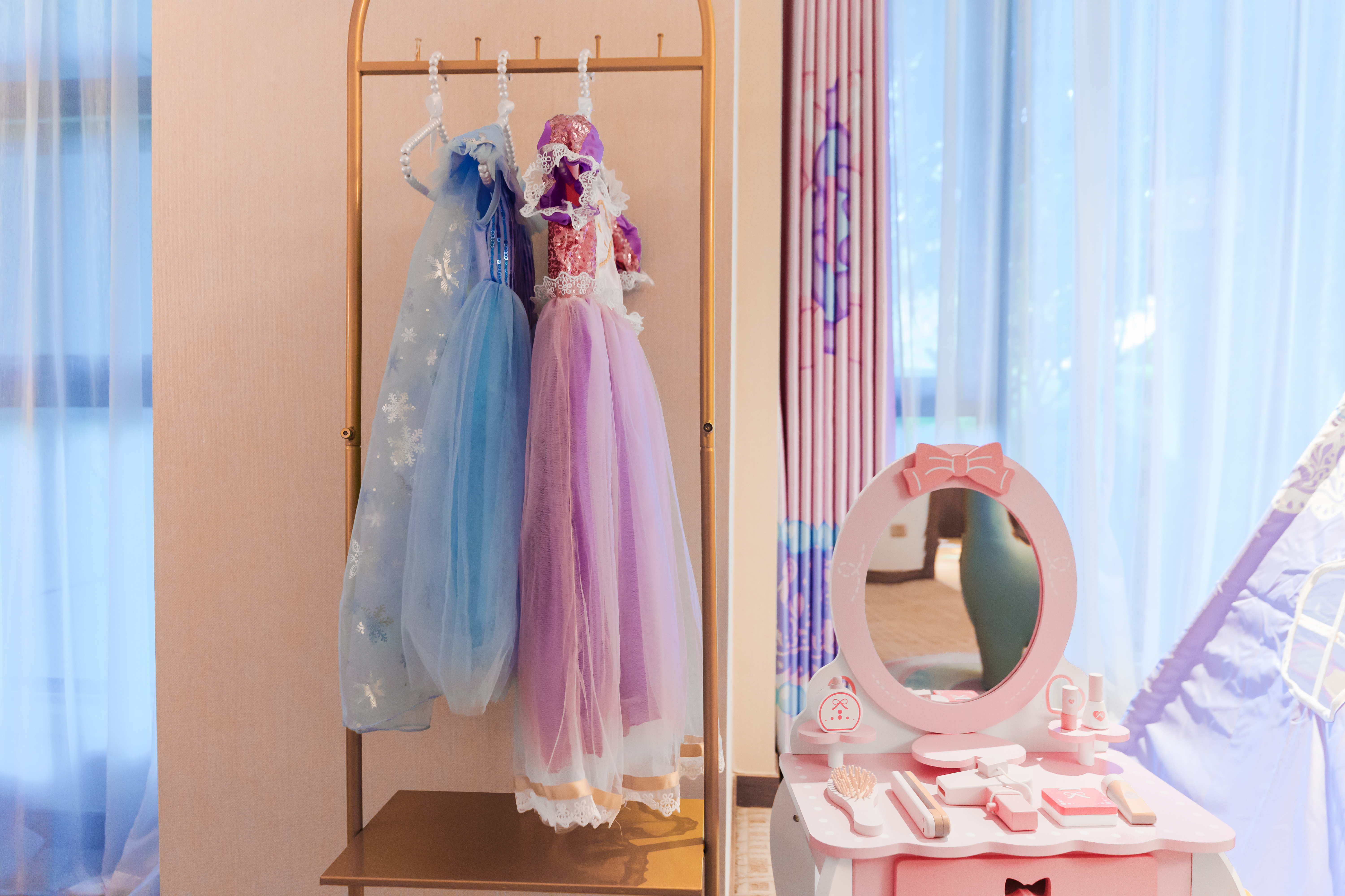 Kuya Balala Little Magic Fairy Princess Double Bed Room (East Building)