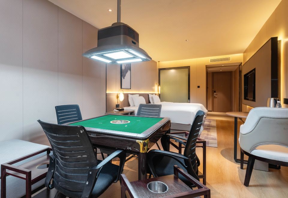 自在雙床房（舒適沙發+慕斯床墊+零壓枕頭+mini吧）