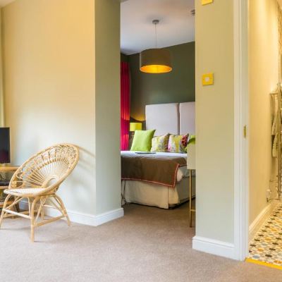 Prestige Suite With Private Terrasse (Feature Suite / Premium Suite) Oldfields House Promo Code