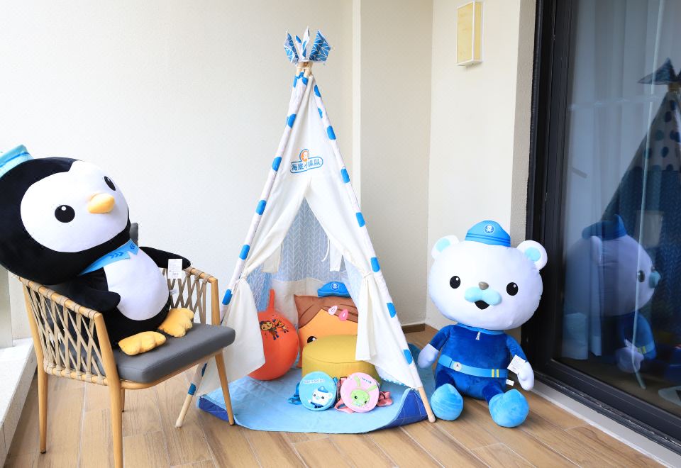 海底小縱隊親子房（智能客控+MINI吧+天然乳膠枕）