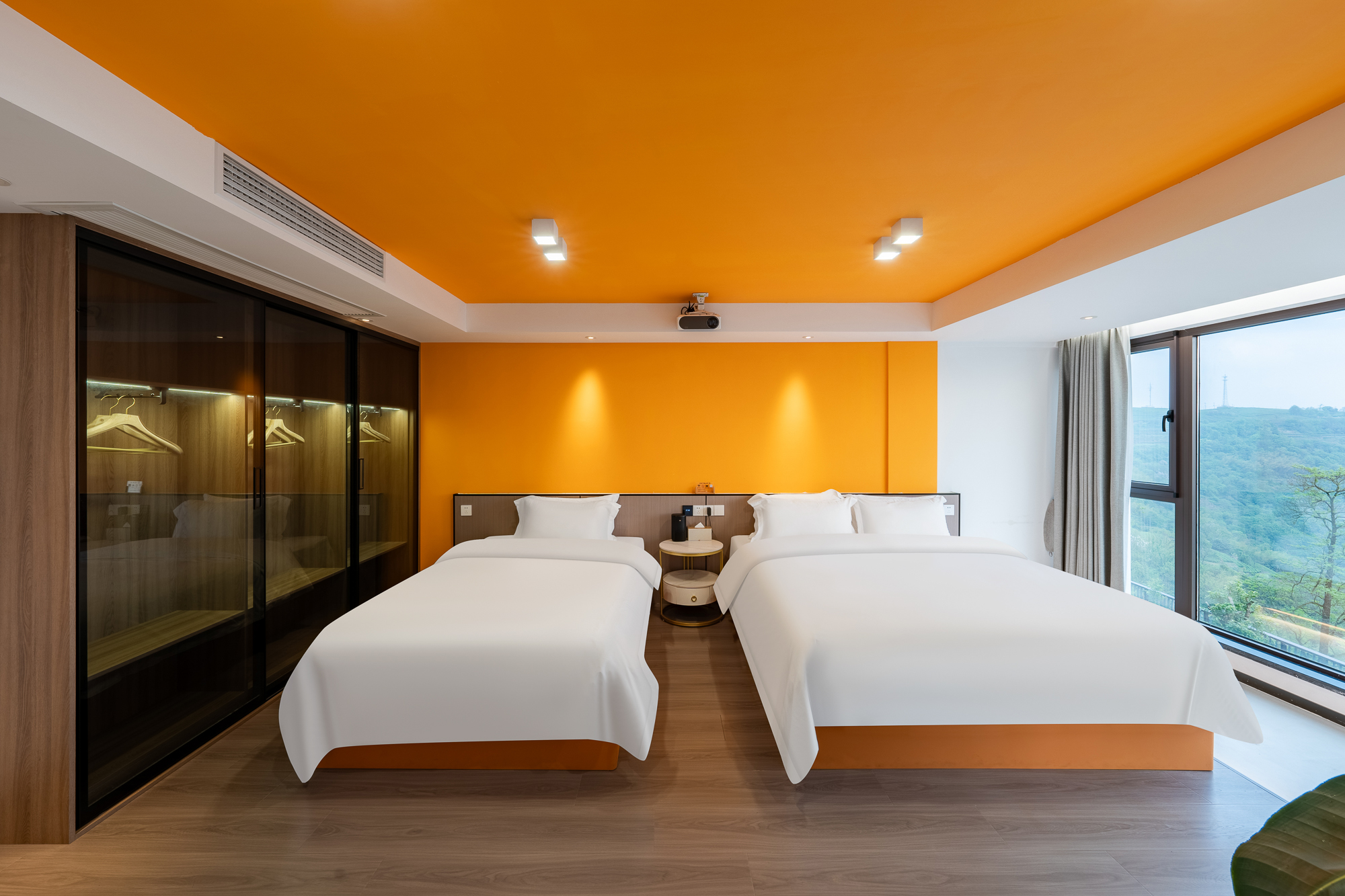 观山·十九山大平层家庭套房