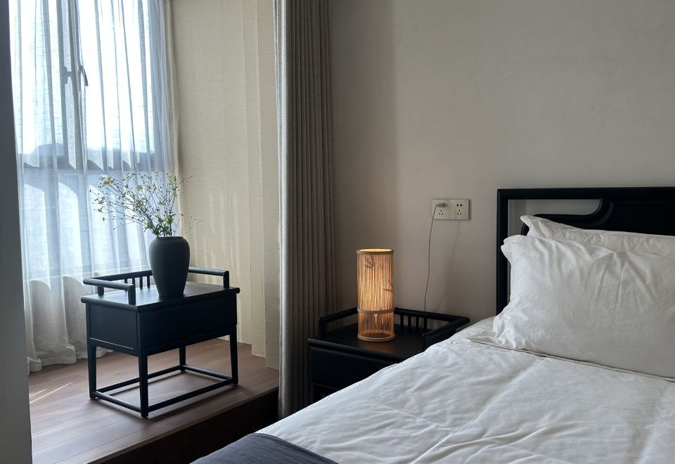 Deluxe Loft Suite