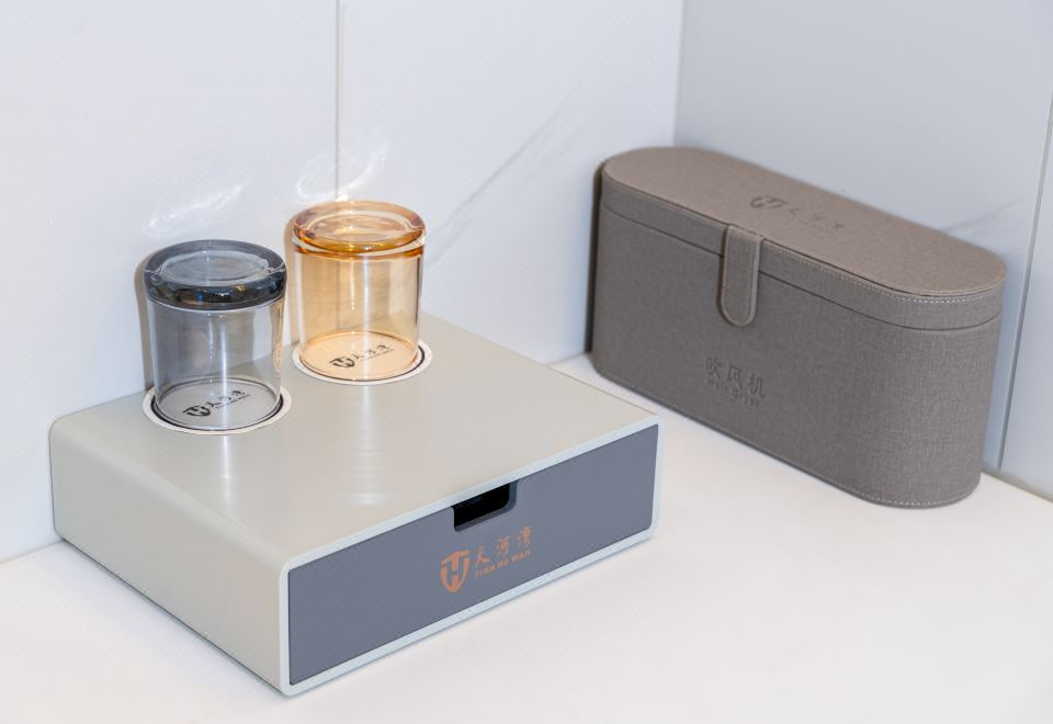 行政套房（陽光滿屋+mini冰箱+零壓睡眠床墊）