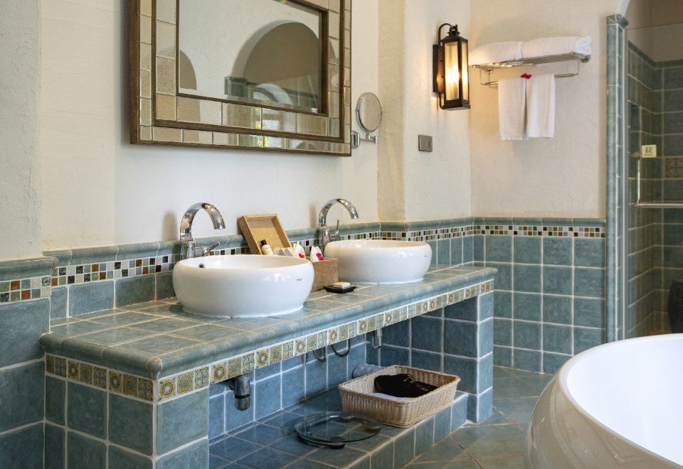 Xikang Yunshe Wellness & Resort HainanVintage Castle Suite