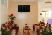 RedDoorz @ LS Suites Poblacion Culasi Antique