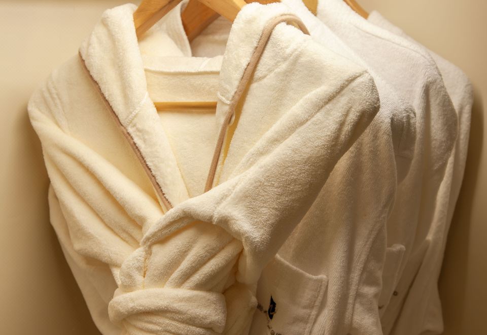 豪华家庭城景亲子房【小童帐篷滑梯+玩具图书+星空灯】