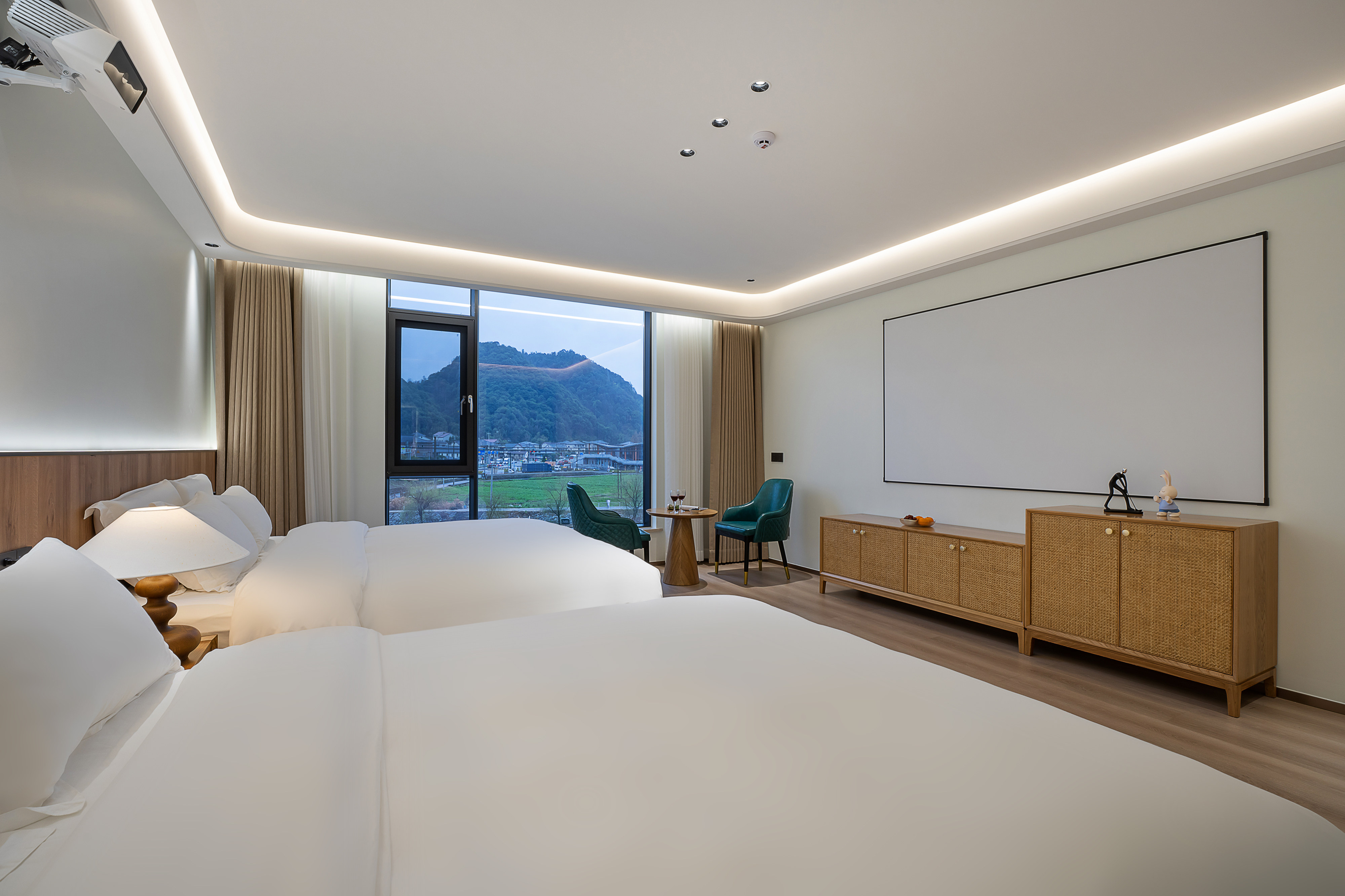 山薇·投影家庭房+巨幕投影+好眠床品+智能马桶