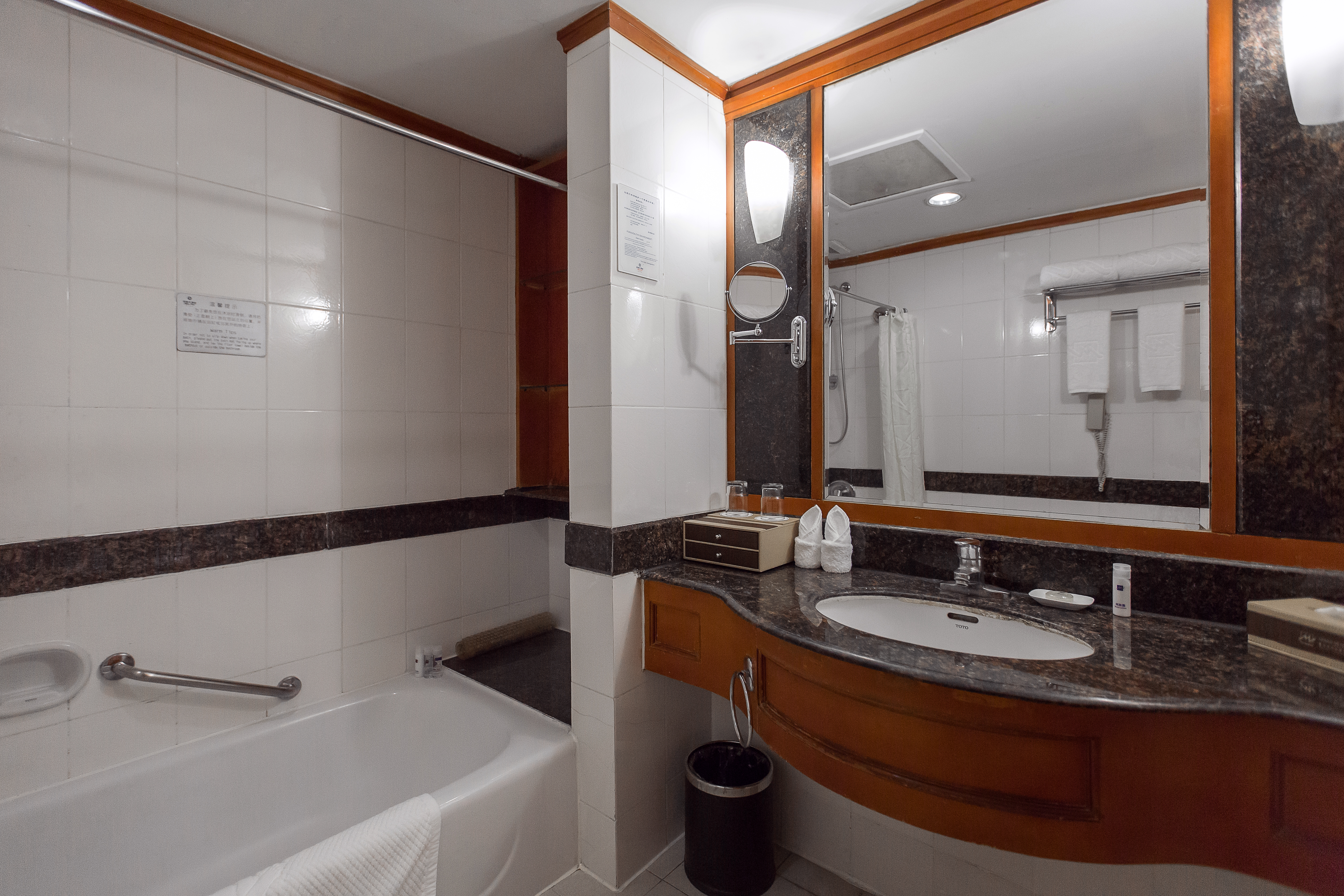 棋牌娱乐大床房