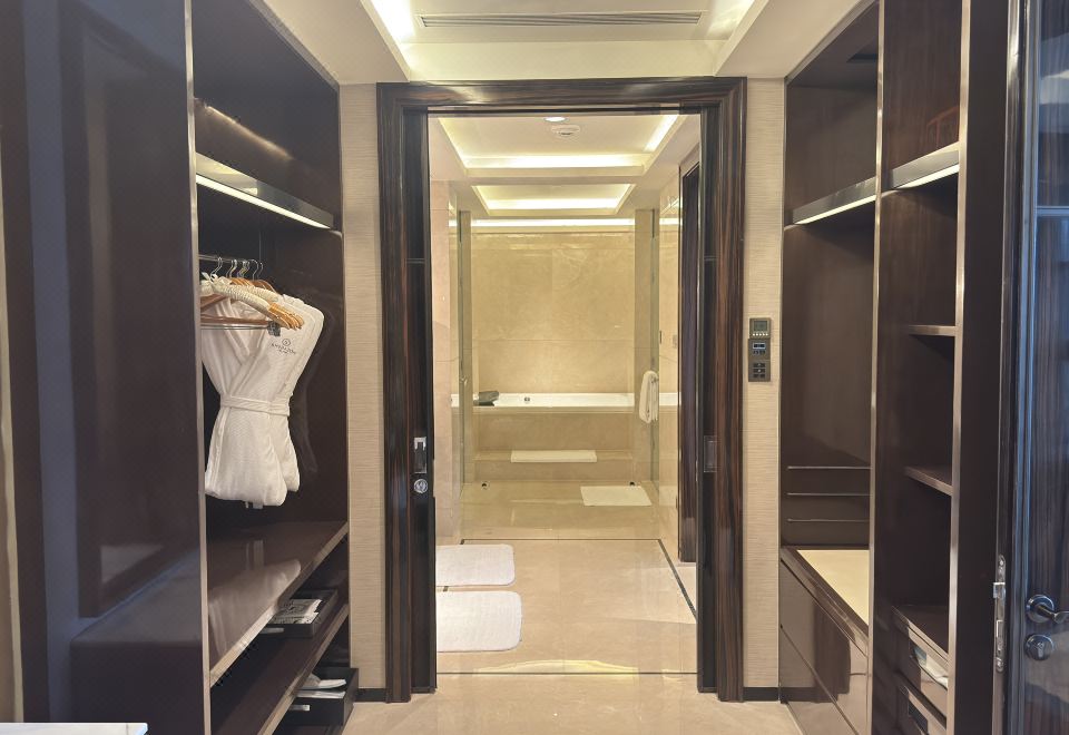 270度全景澳門海景雙臥家庭聯通套房