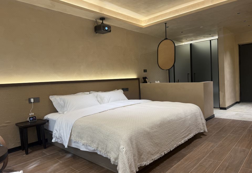 供氧·舒适大床房（全屋智能+投影仪+加湿器）