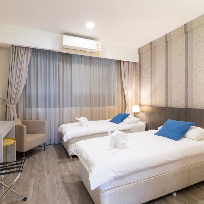Deluxe Twin Room- No View Ratchadamnoen Residence Promo Code