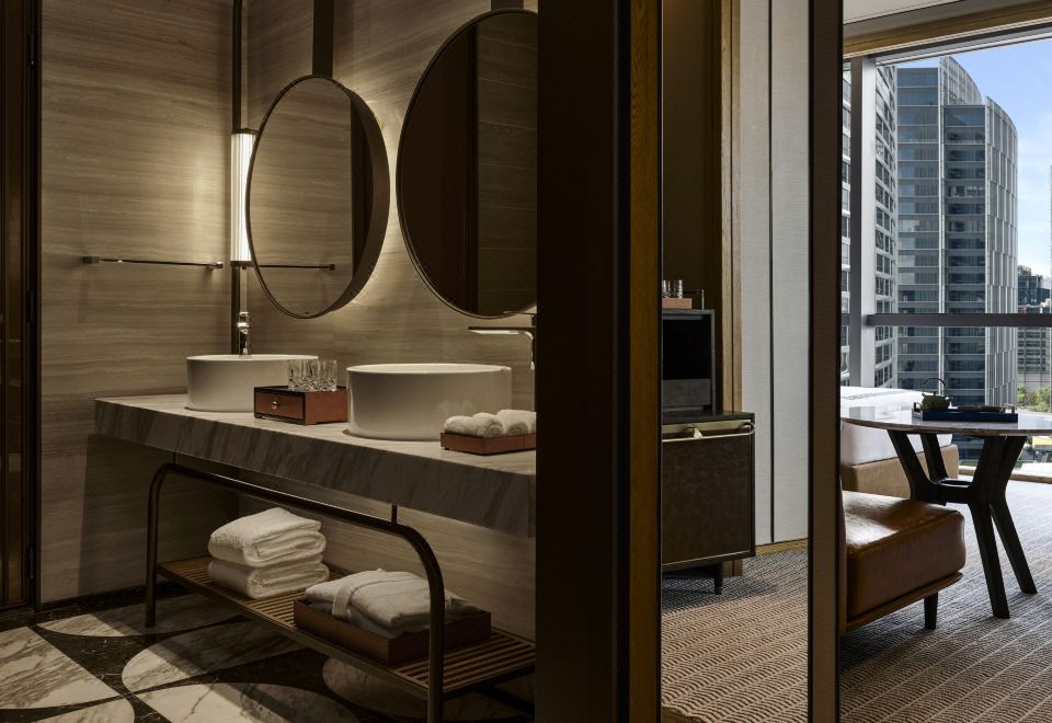 时髦江景双床房