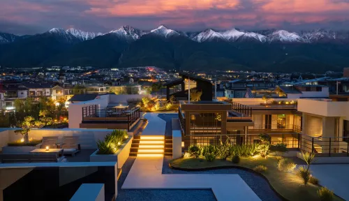 HEO Hezhu · Luxury Residence (Dali Ancient Town South Gate Branch)