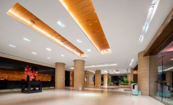 The lobby or reception area at Hotel Ciputra Marina Spa Tir at Jianguo Hotel, Guangzhou