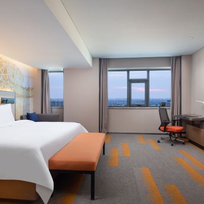 商務豪華大床房 北京大紅門希爾頓歡朋飯店優惠