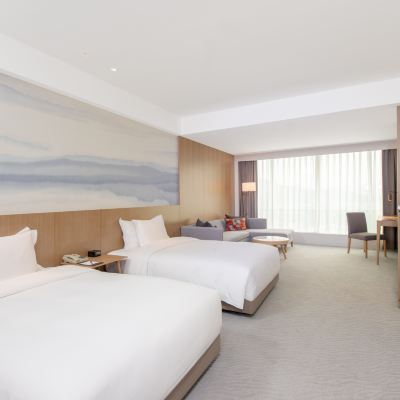 高級房 雙人床 珠海粵財皇冠假日飯店優惠